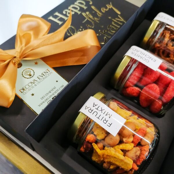 Caja I love you negra con tres jars