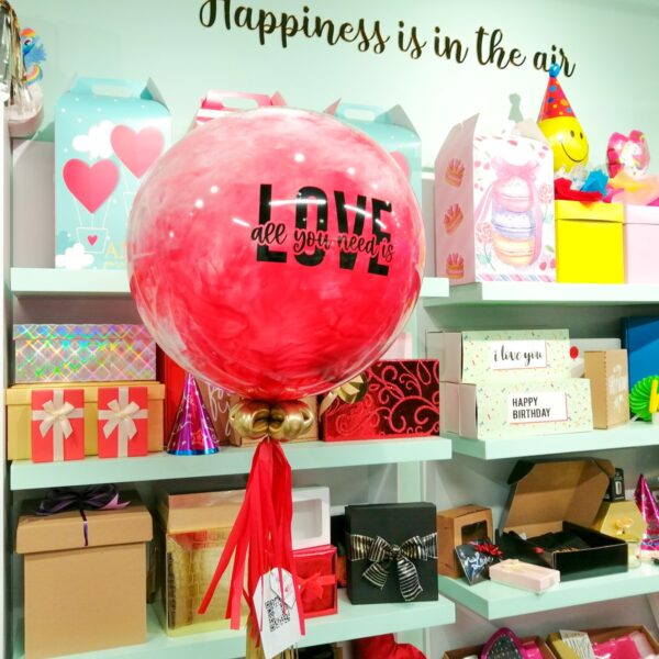 Globo burbuja "All you need is Love" 2025
