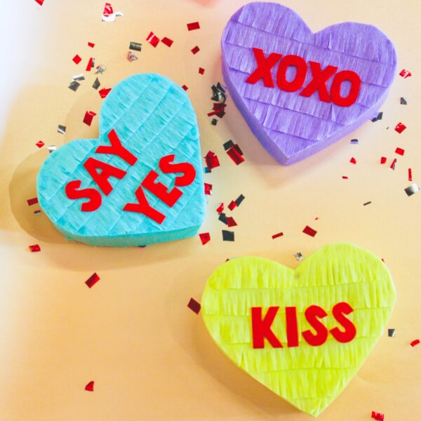 Piñatitas de Corazón Mini