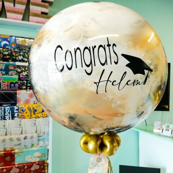 Burbuja con pinturas & texto en vinil "Congrats Nombre"